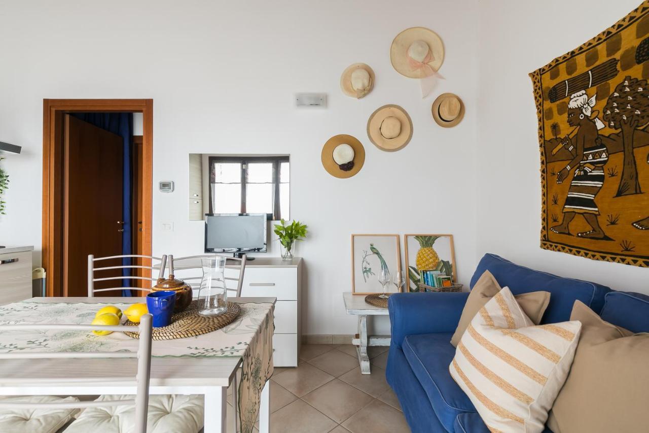 Noi 2 Vacanze - Il Nido Di Gina Contignano Exterior foto